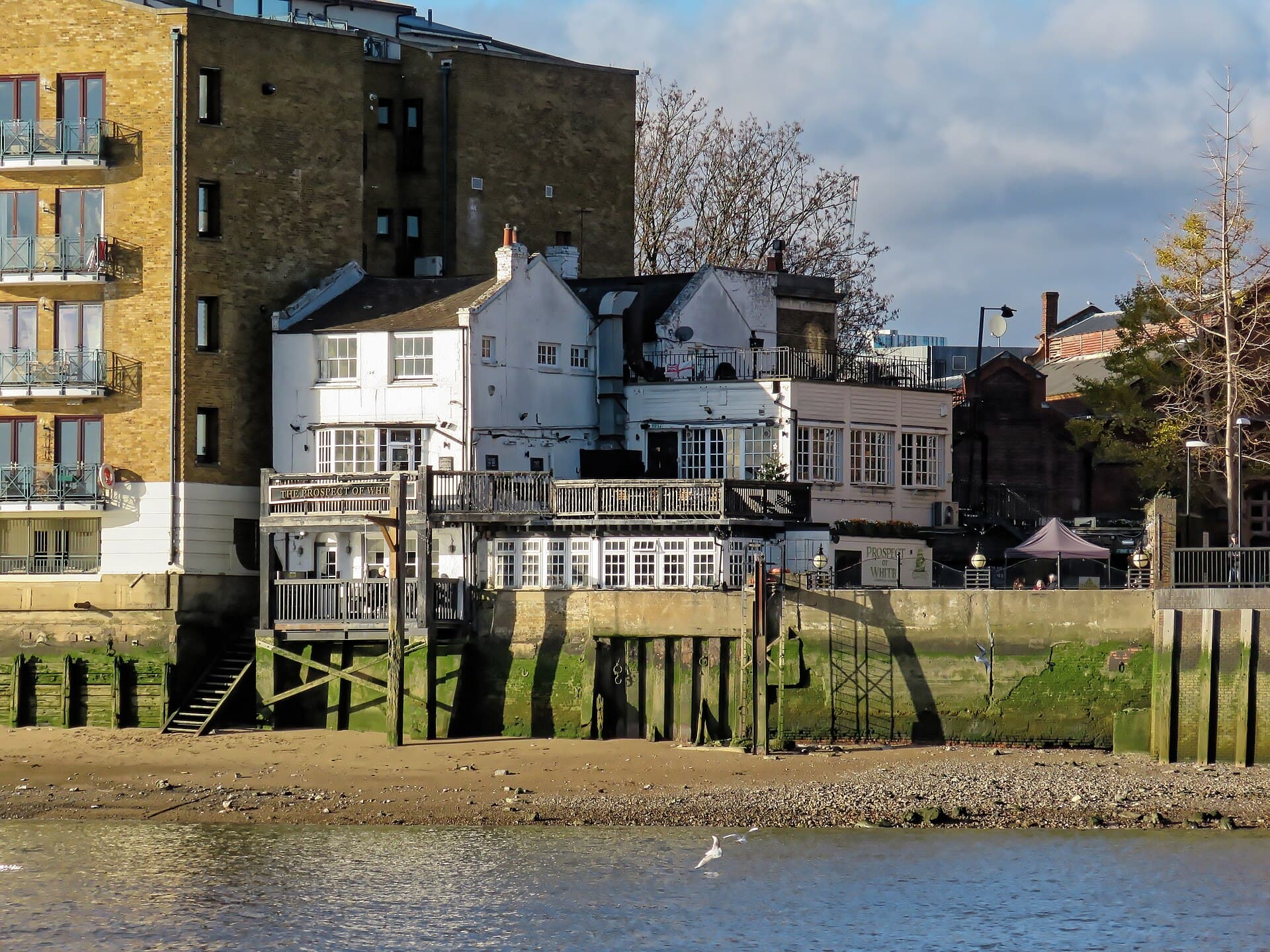 The Prospect of Whitby, a historic Thames pub